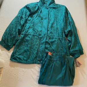 Silk Adventure green silk tracksuit, women's size L NWT